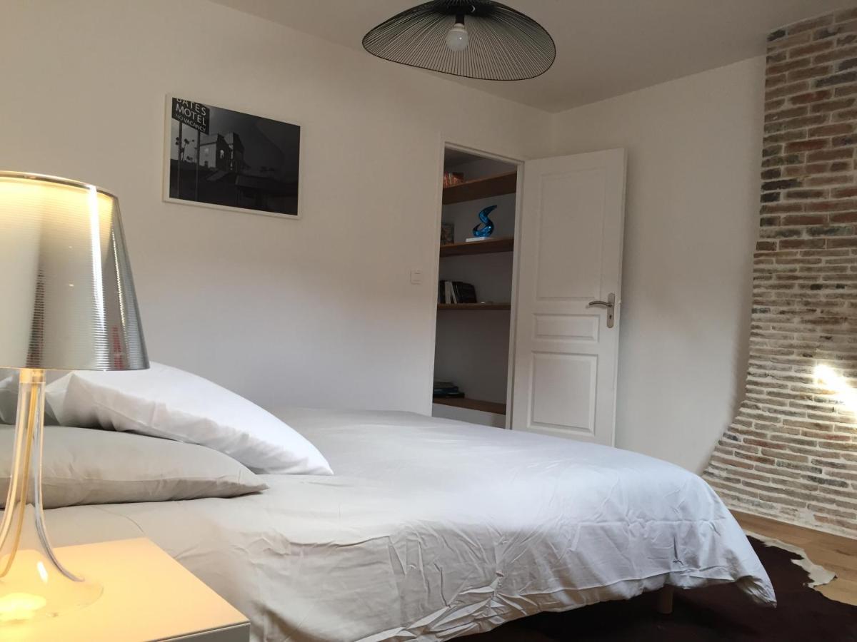 Taboo Treigny Villa Exteriör bild