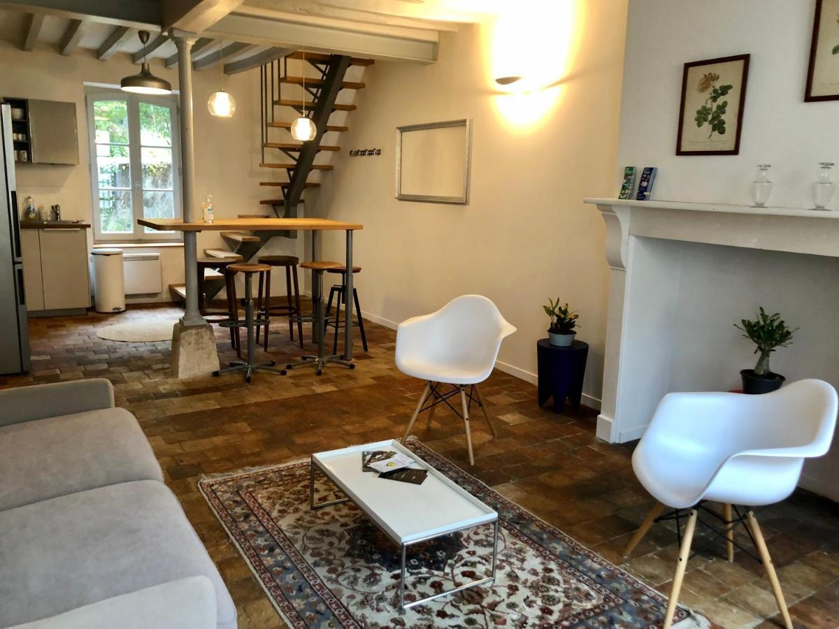 Taboo Treigny Villa Exteriör bild
